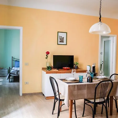 Netflix - Centro Storico Apartment Urbino